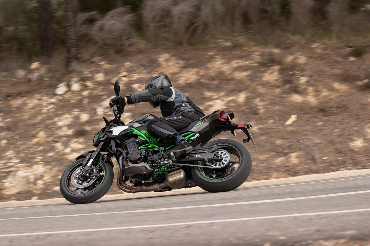 Yffic in the curves during the Z900 test ride